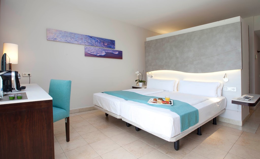 Impressive Playa Granada Golf 12