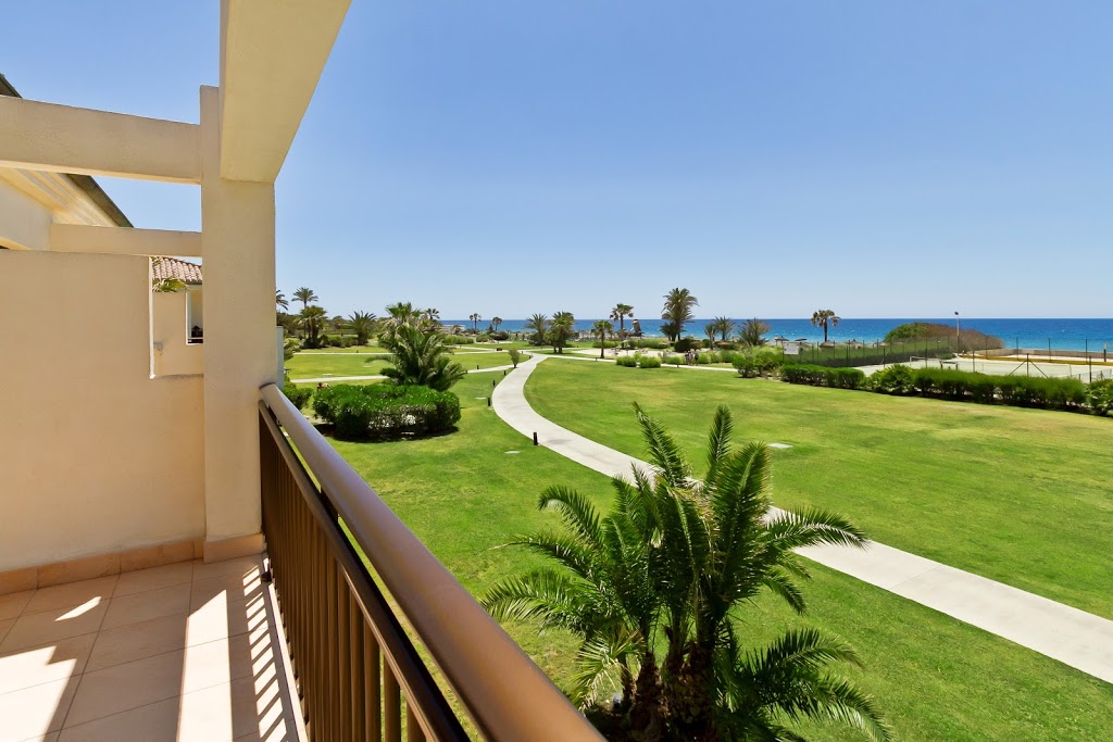 Impressive Playa Granada Golf 10