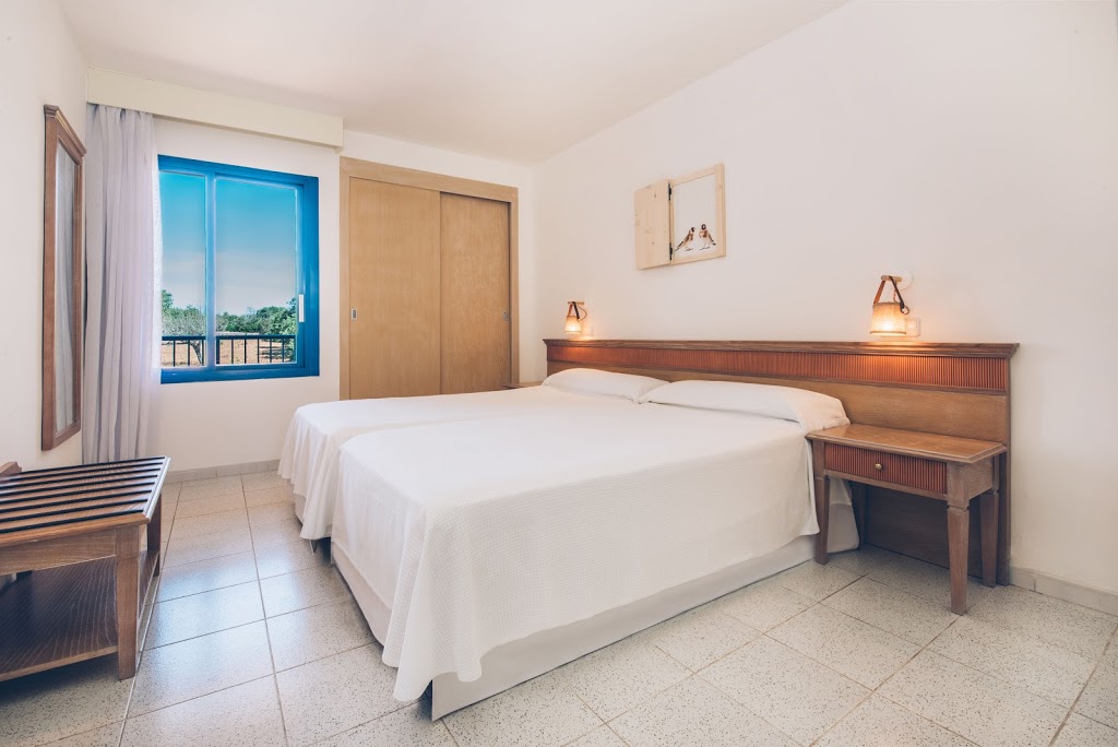 Iberostar Club Cala Barca 4