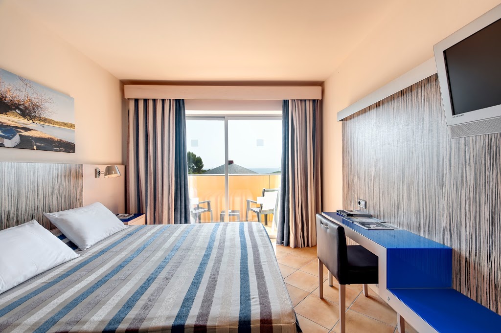 Occidental Menorca 18