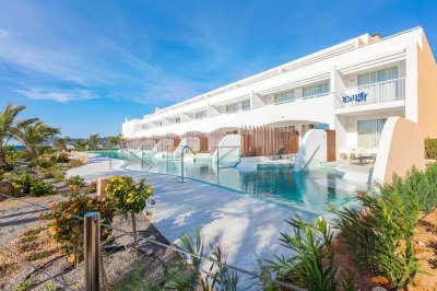 Sirenis Seaview Country Club