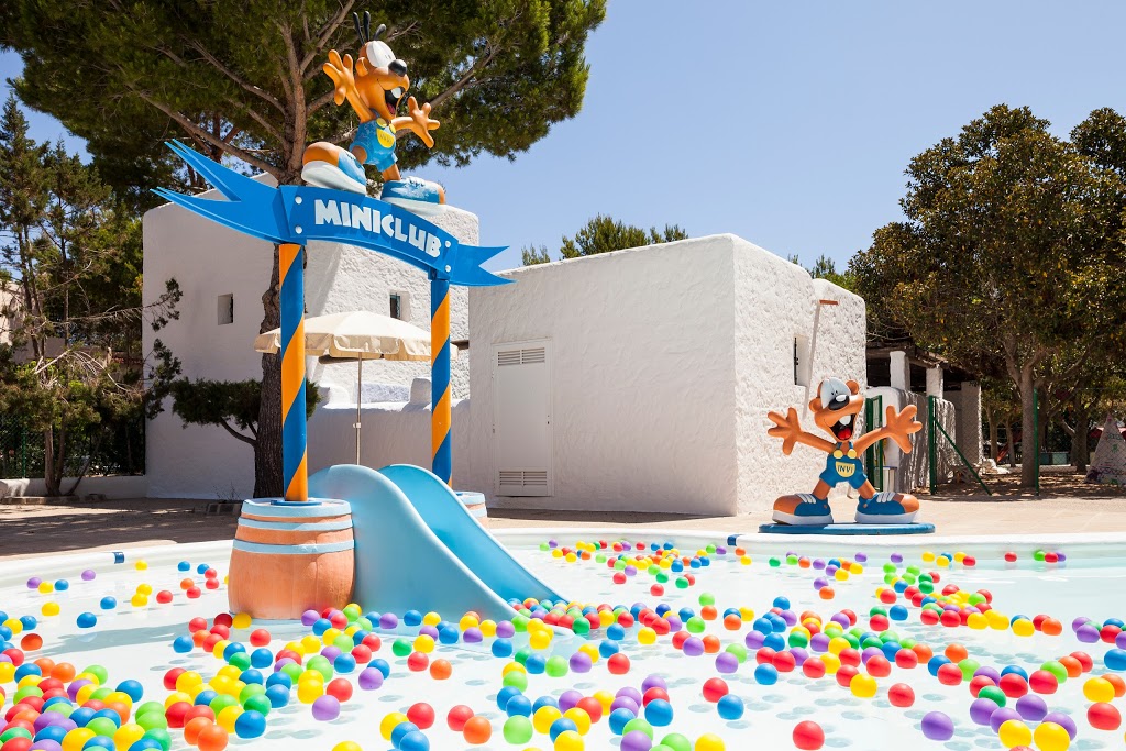 Invisa Hotel Club Cala Blanca 2