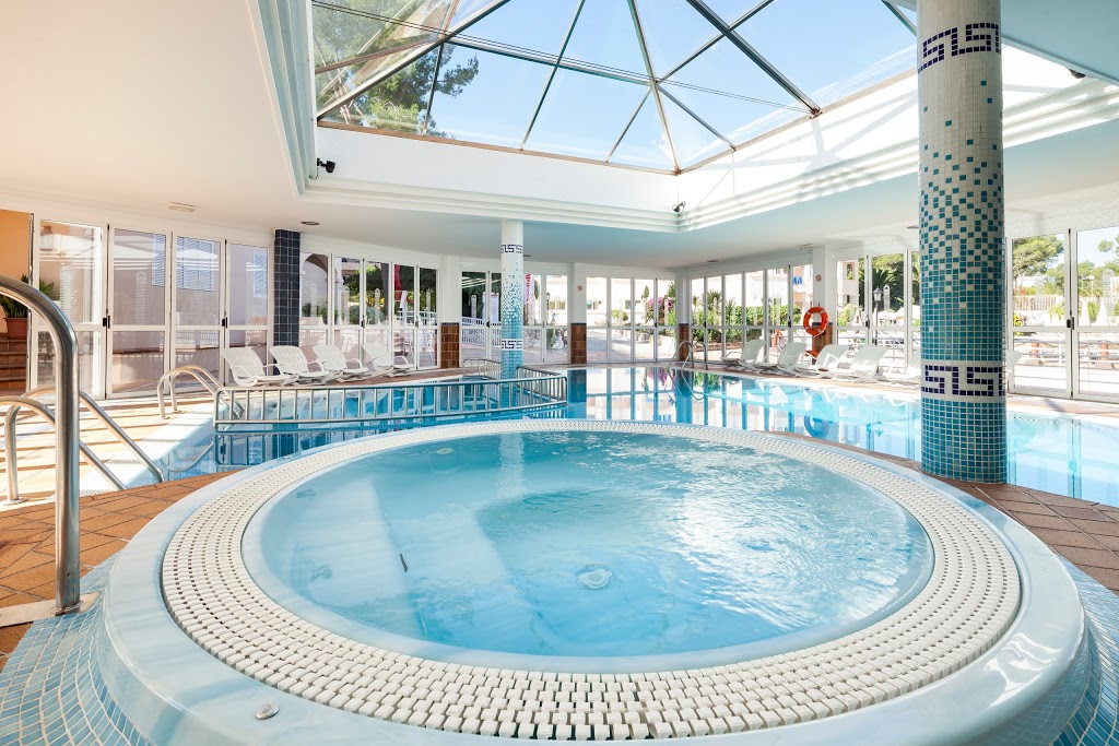 Invisa Hotel Club Cala Blanca 3