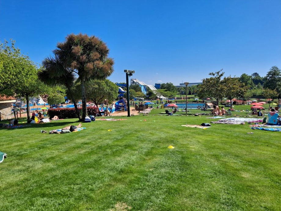 Aquapark Cerceda - Foto 18