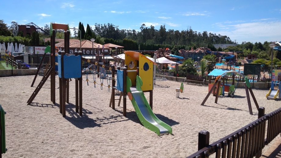 Aquapark Cerceda - Foto 24
