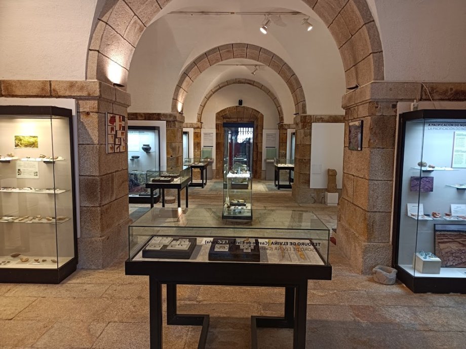 Castillo de San Antón ~ Museo Arqueológico e Histórico - Foto 14