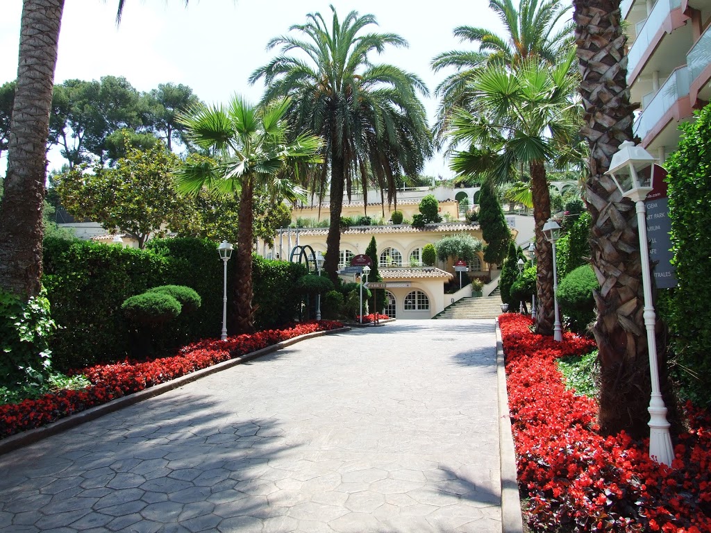 Guitart Central Park Aqua Resort 18