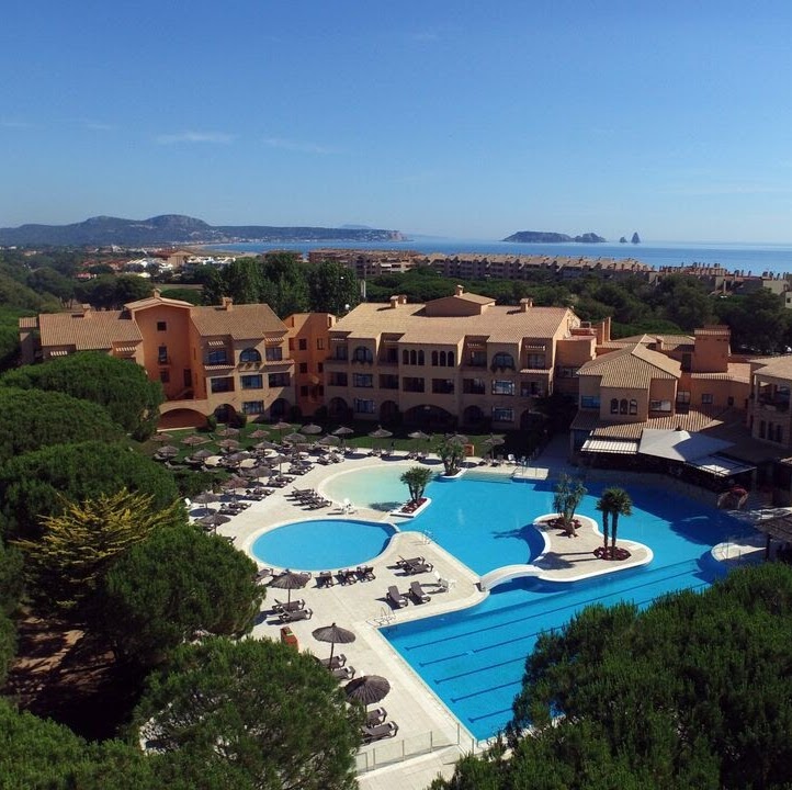 La Costa Golf Beach Resort