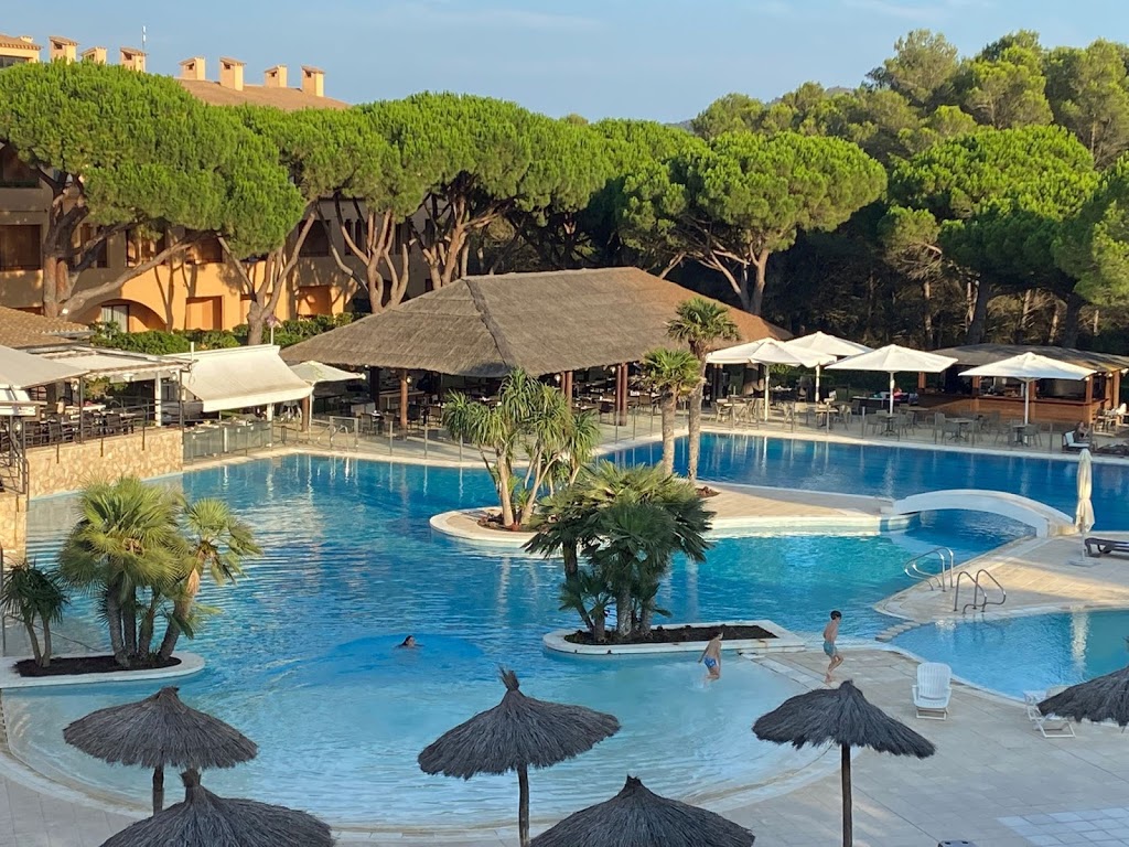 La Costa Golf Beach Resort 2