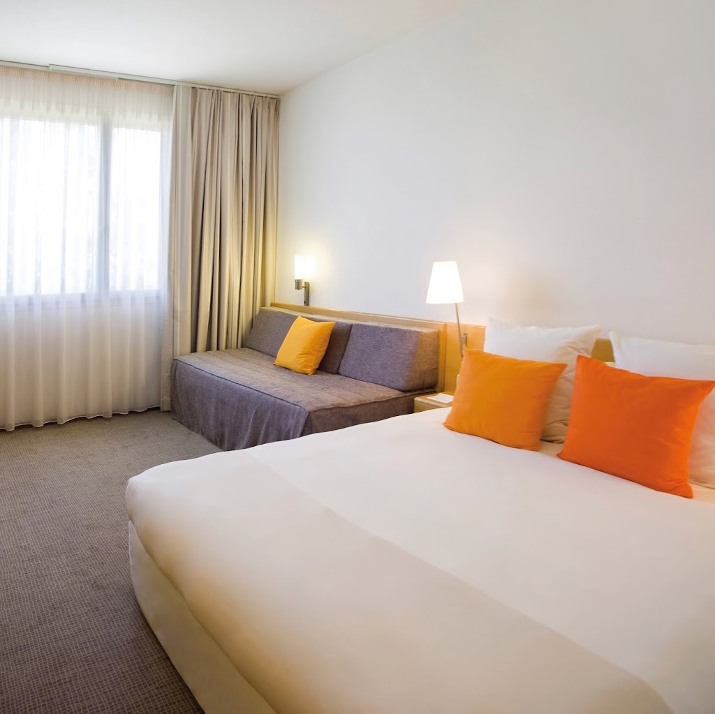 Novotel Barcelona Sant Joan Despi 11