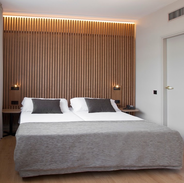 Aparthotel Atenea - Foto 1