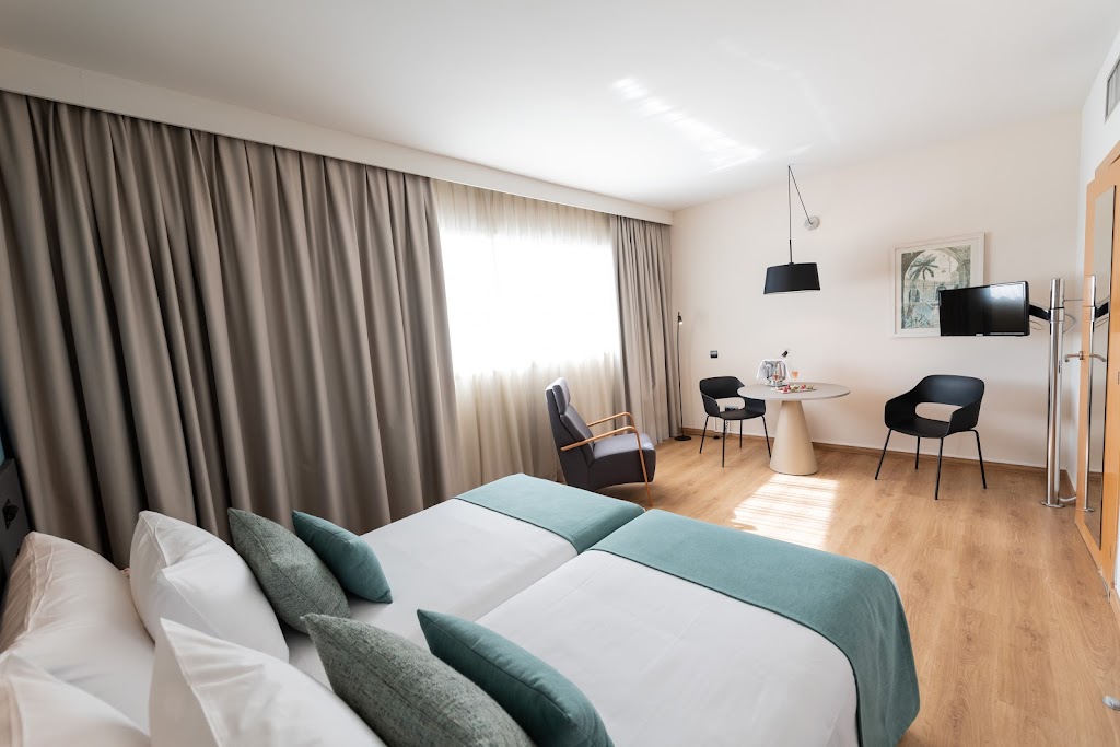 Aparthotel Atenea 2