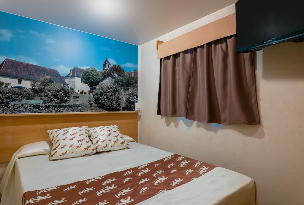 Magic Robin Hood Sports, Water Park & Medieval Lodge Resort - Foto 1