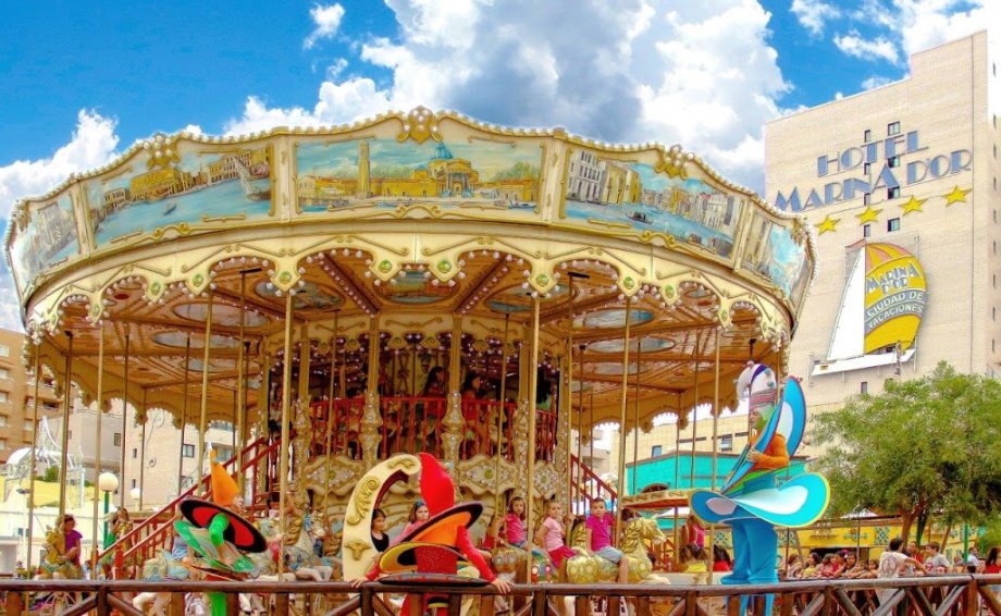 Parque Infantil Mundo Fantasía - Foto 12