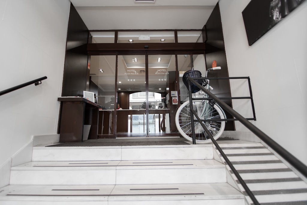 Petit Palace Cliper Gran Vía 9