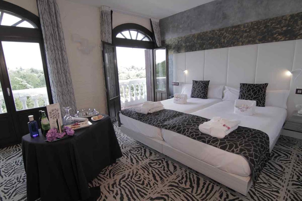 Petit Palace Savoy Alfonso XII 15