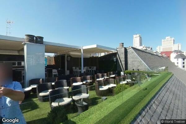 Jardines de Sabatini Apartosuites 20