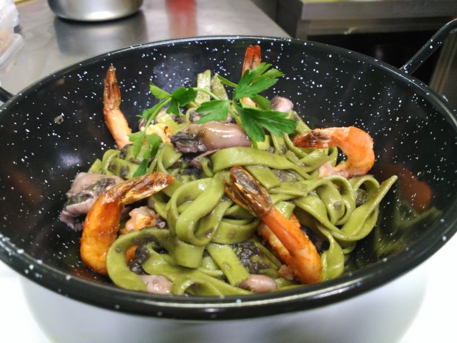 Pizzería Chicote - Foto 8