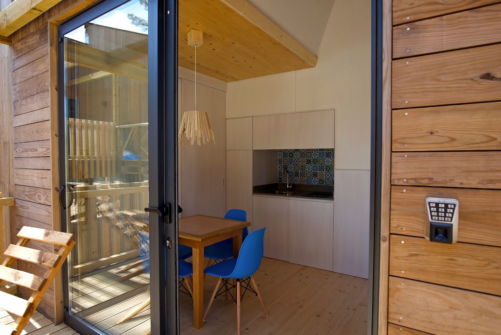 Bukubaki Eco Surf Resort 14