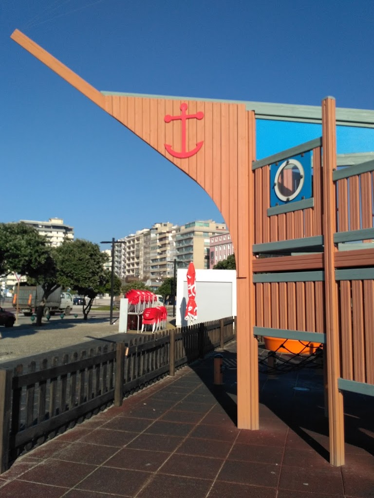 Parque Infantil do Barco - Porto de Mar - Foto 1