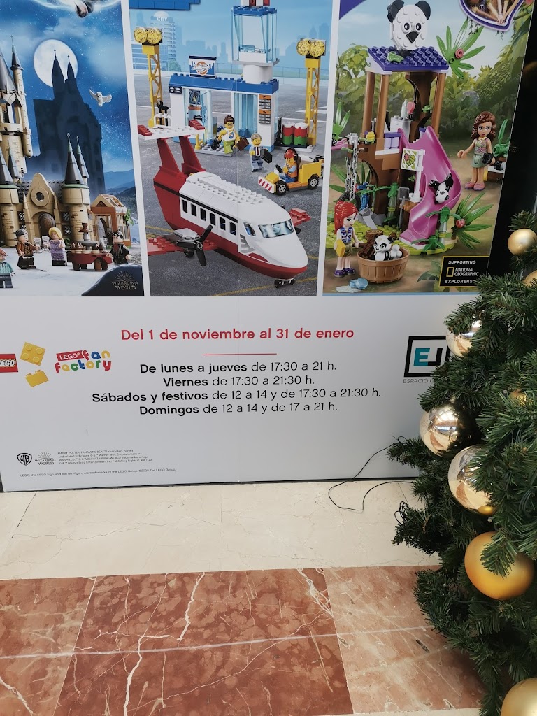 Lego Fun Factory León 3