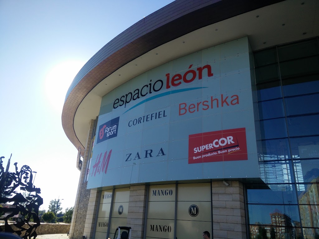 Centro Comercial Espacio León - Foto 1