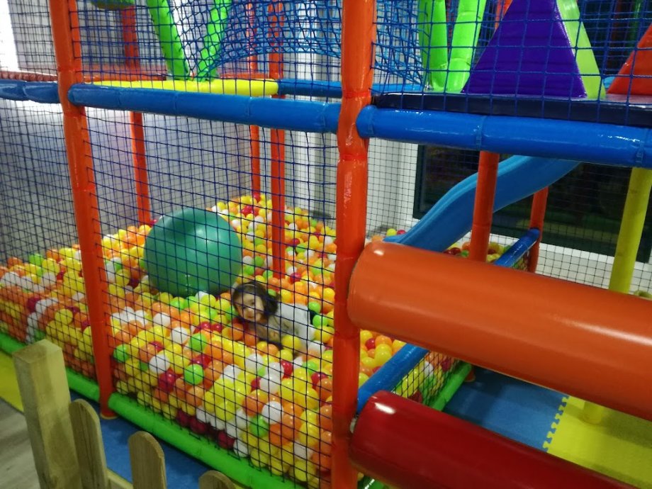 Caupona Restaurante Cafetería - Foto 13