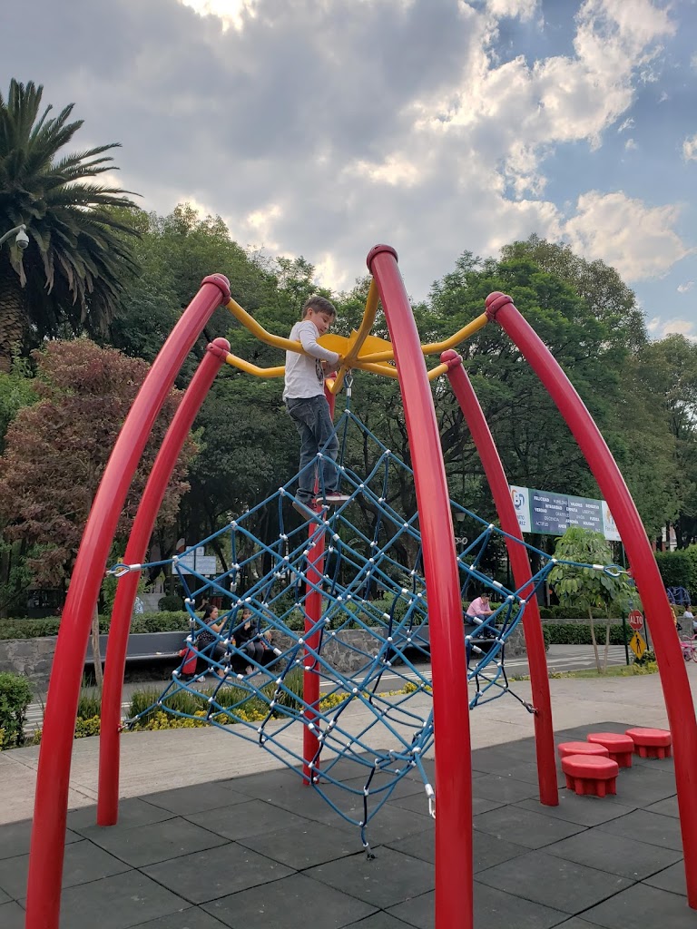 Parque Alfonso Esparza Oteo - Foto 20