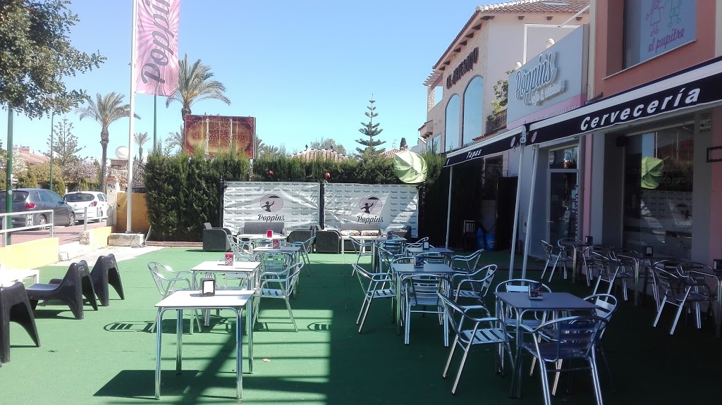 Poppins Coffee & Restaurant - Foto 1