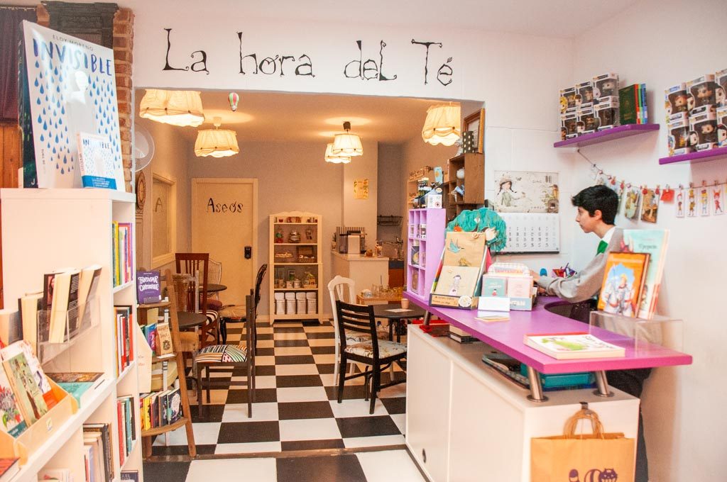 Libroteca el Gato de Cheshire 3