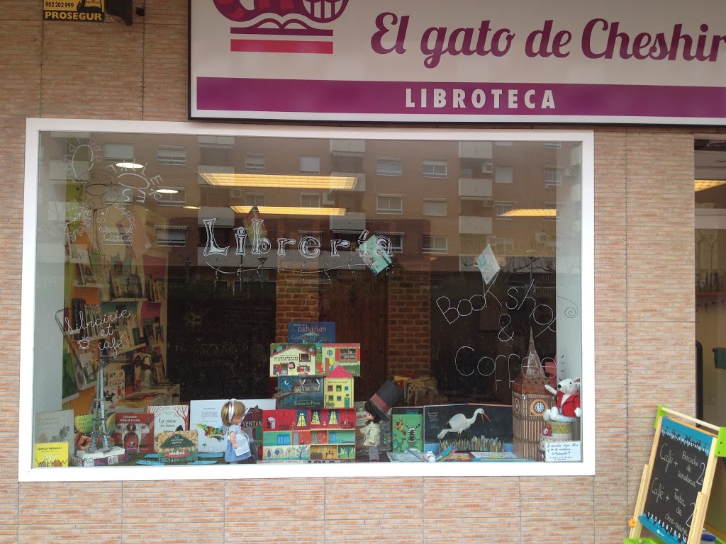 Libroteca el Gato de Cheshire 4