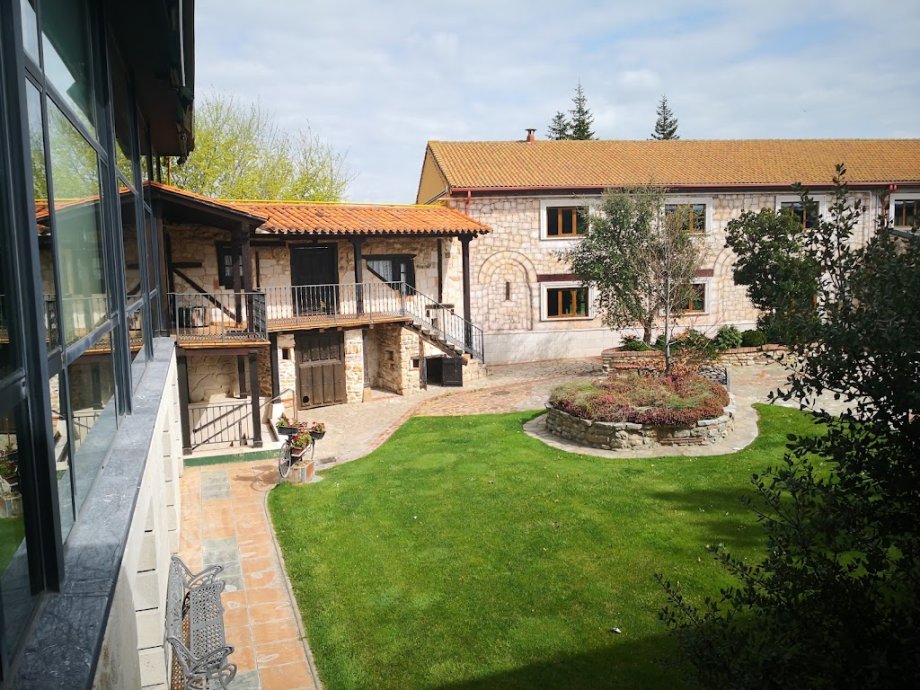 Hostal Sotopalacios S.L. - Foto 15