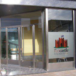 The Red Castle School, Escuela de Idiomas